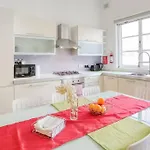 Bright & Airy St. Julian's Flat *