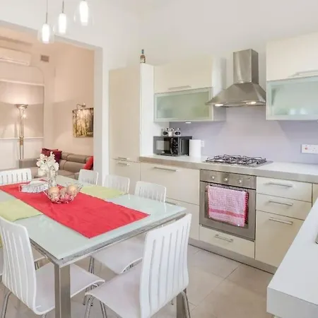 Apartamento Bright & Airy St. Julian's Flat *