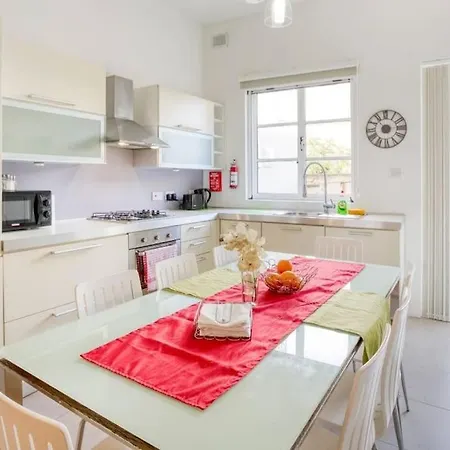 Apartmán Bright & Airy St. Julian's Flat *