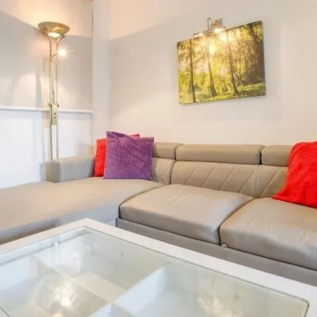 Bright & Airy St. Julian's Flat * Gzira