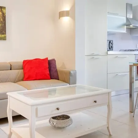 Bright & Airy St. Julian's Flat Lejlighed