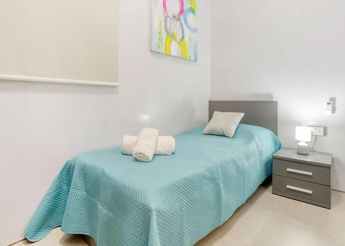 Apartamento Bright & Airy St. Julian's Flat *